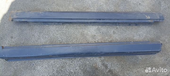 Продам короба и крыло заднее правое москвич 2140