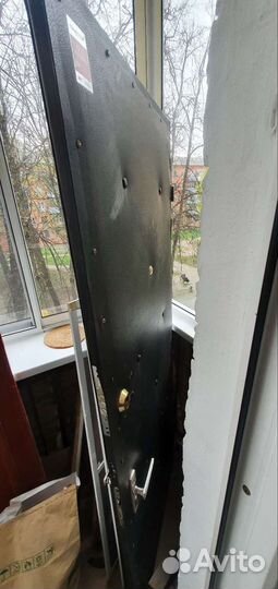 Входная дверь