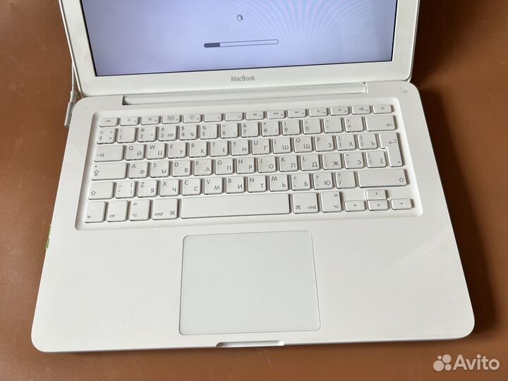 Apple MacBook 13 a1342 2010 в разбор