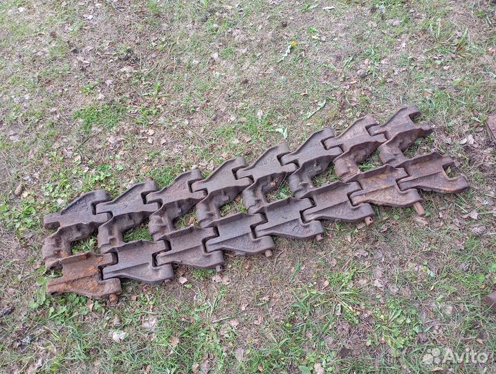 Траки дт-75 / Т-150 / Т-70 / тдт-55 (модель 1:43)