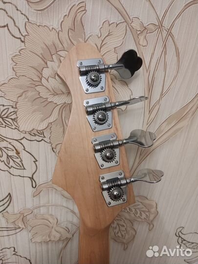 Аренда безладовая бас гитара Aria Pro STB-series