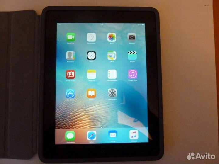 Планшет Apple iPad 3 WiFi A1416 32GB