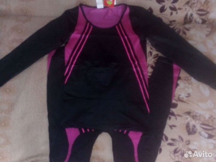 Костюм для спорта женский