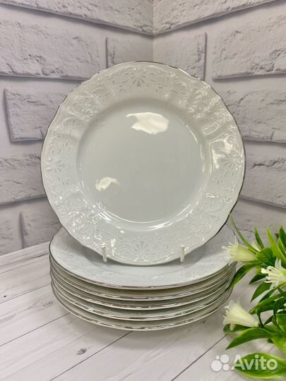 Набор тарелок 