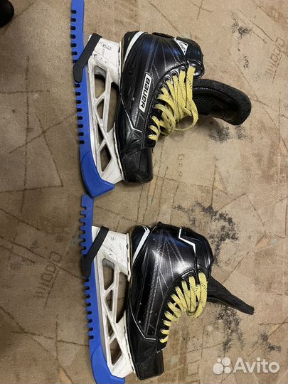 Хоккейный вратарский комплект формы