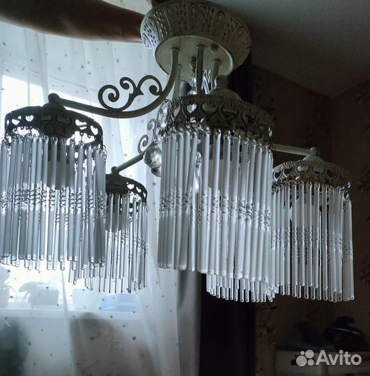 Люстра подвесная потолочная