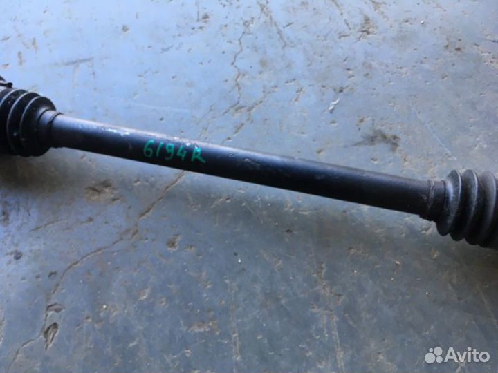 Привод задний Mercedes-Benz C-Class W204 271860