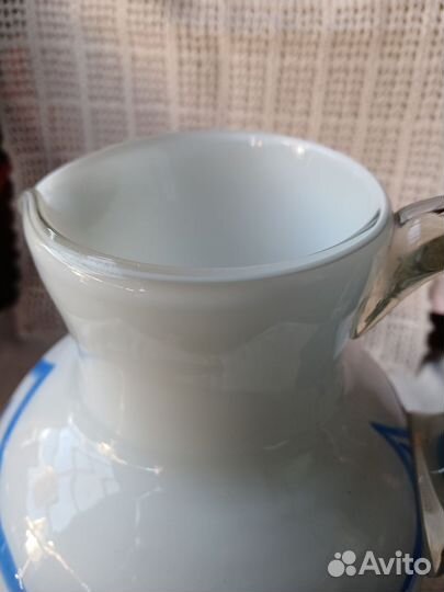 Кувшин. Цветное стекло. Гутное