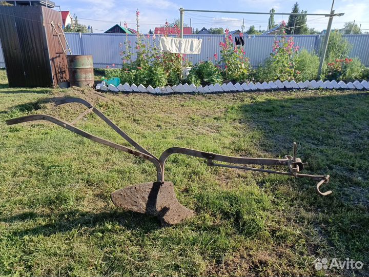 Конный плуг