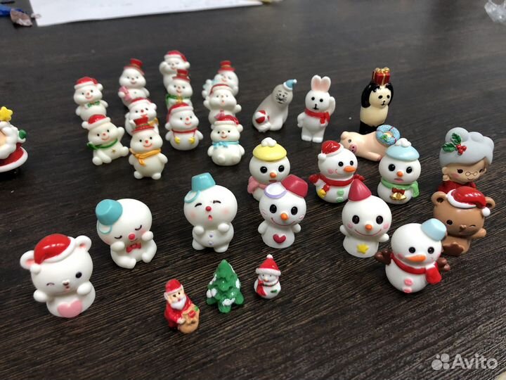 Новогодние статуэтки, фигурки, сувенирчики