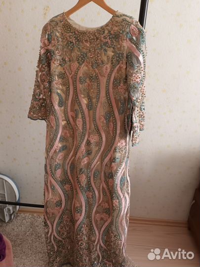 Платье новое