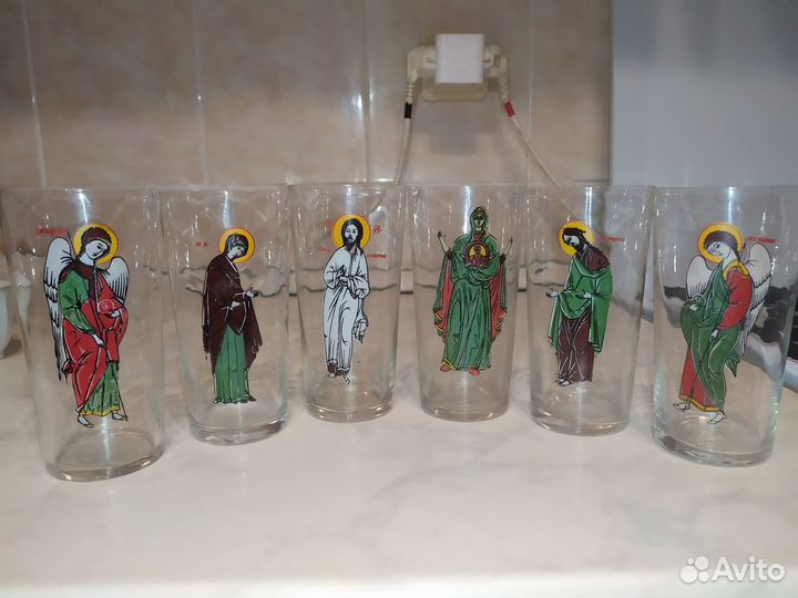 Набор стаканов