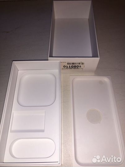 Коробки от телефонов