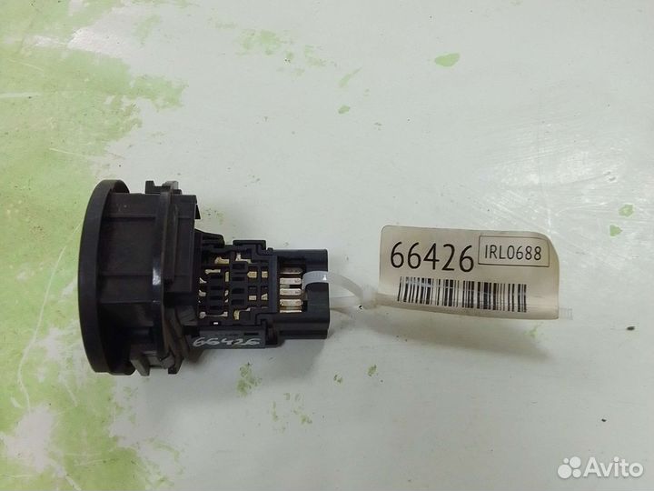 Кнопка аварийной сигнализации Nissan X-Trail