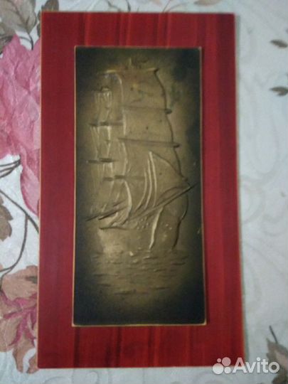 Резьба по дереву и картины