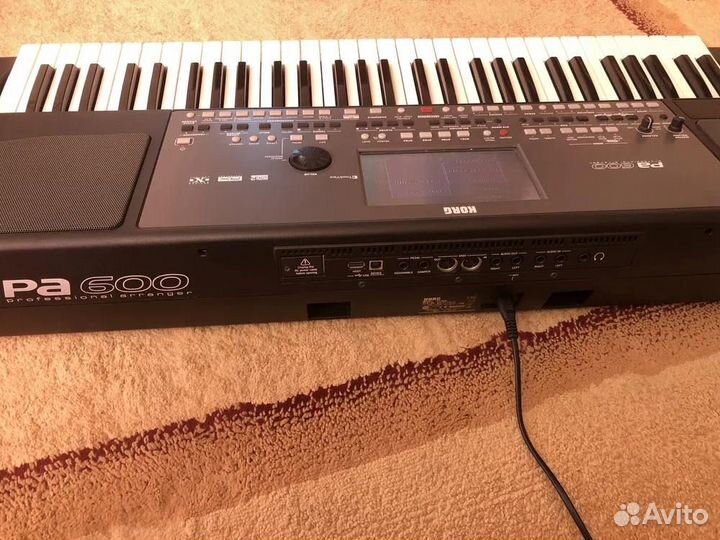 Синтезатор korg pa 600 отличное состояние