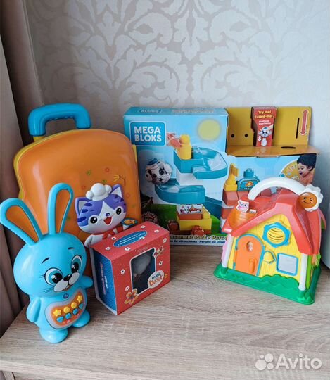 Развивающие игрушки для малышей
