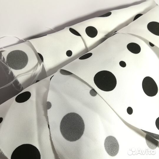 Ткань в горошек