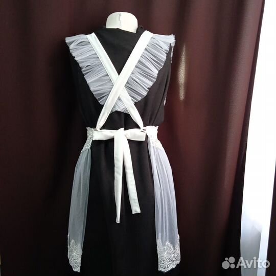 Белый,школьный фартук