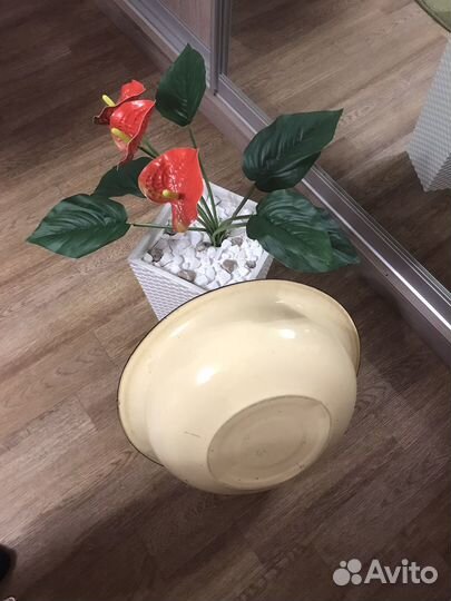 Таз эмалированный