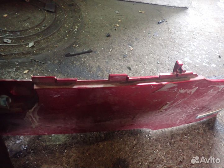 Накладка двери багажника Mazda CX-30 2019)