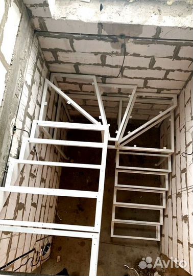Лестница в дом под ключ