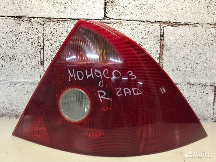 Фонарь задний правый Ford Mondeo 3 лифтбек 1.8