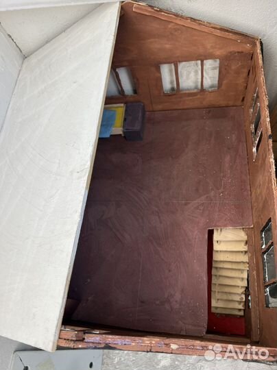 Домик кукольный