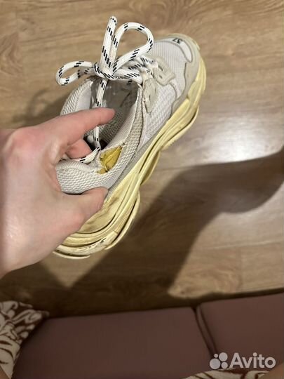 Кроссовки Balenciaga triple s оригинал