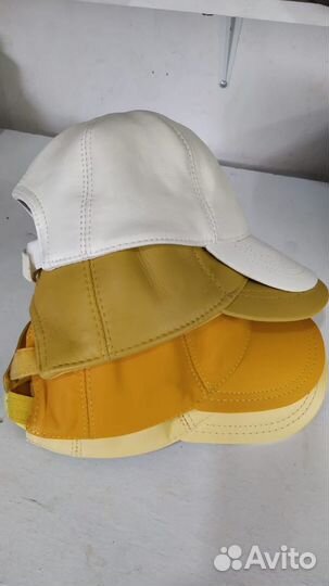 Кепки кожаные