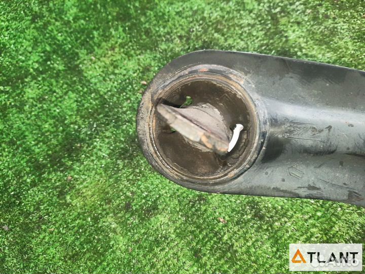 Ступица задняя правая mazda axela