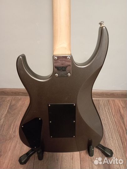 Электрогитара Superstrat+комбик Marshall