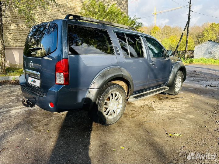 Nissan Pathfinder 2.5 AT, 2007, 279 850 км