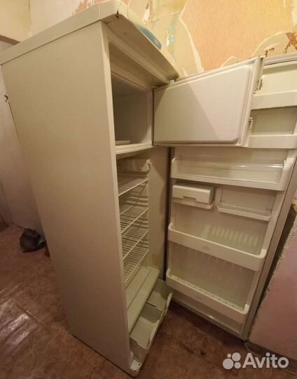 Холодильник бу