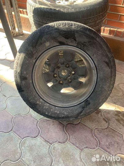 Acustica Challenger 235/70 R16