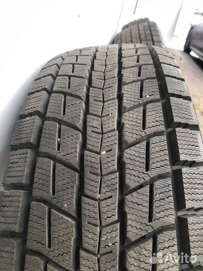 Dunlop Winter Maxx SJ8 225/65 R17