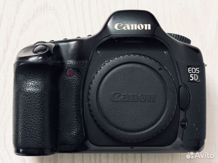 Canon 5D body