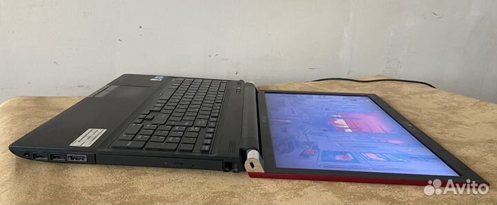 Toshiba R850-115 core i5/hd 6450m/4/640gb