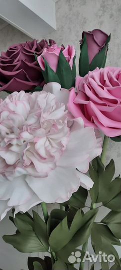 Композиция из ростовых цветов, Фотозона