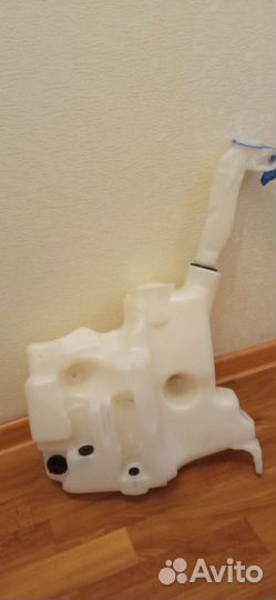 Бачок омывающей жидкости