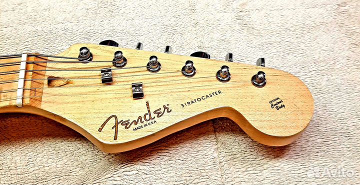 Электрогитара Fender