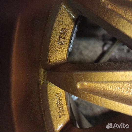 Колесо в запаску, новая шина