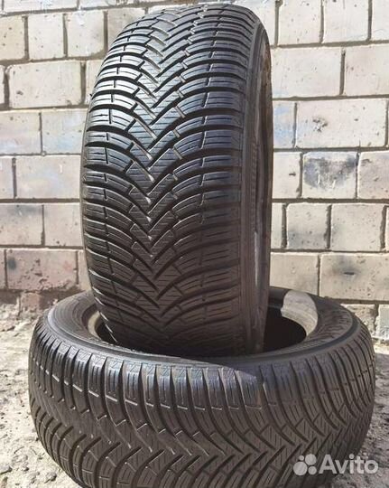 Kleber Quadraxer 2 215/55 R17 98W