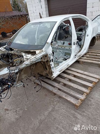Кузов по частям Skoda Octavia A5