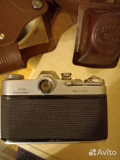 Зеркальный пленочный фотоаппарат Зенит 3м