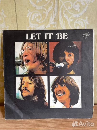 Виниловые пластинки the beatles