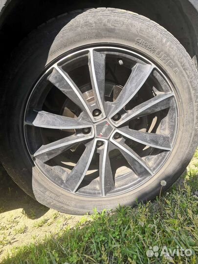 Continental ContiCrossContact UHP 225/55 R18