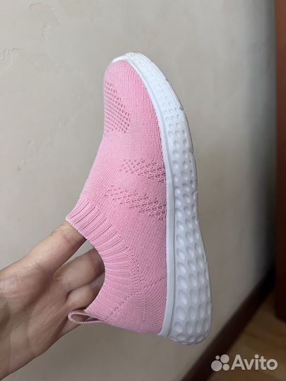 Кроссовки для девочки 28 размер