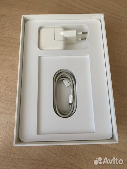 Apple iPad mini 3 64gb с чеком и коробкой
