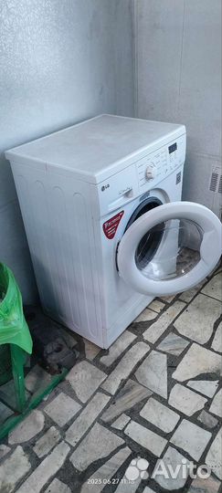 Стиральная машина lg в идеальном состоянии